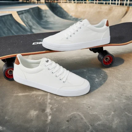 Wholesale Wenzhou Factory Men’s Shoes / Casual Walking Canvas Trendy Fashion Skateboarding Shoes for Unisex